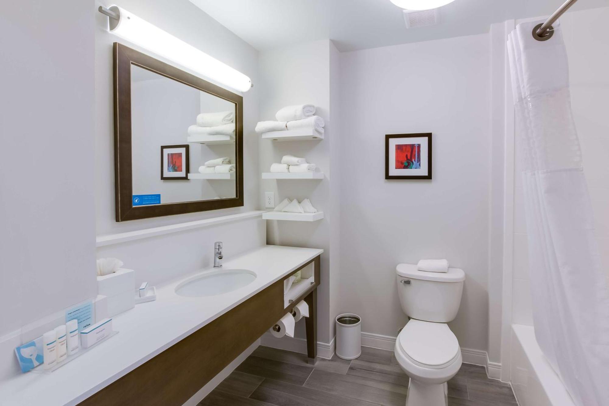 Hampton Inn Уайт-Хаус Экстерьер фото
